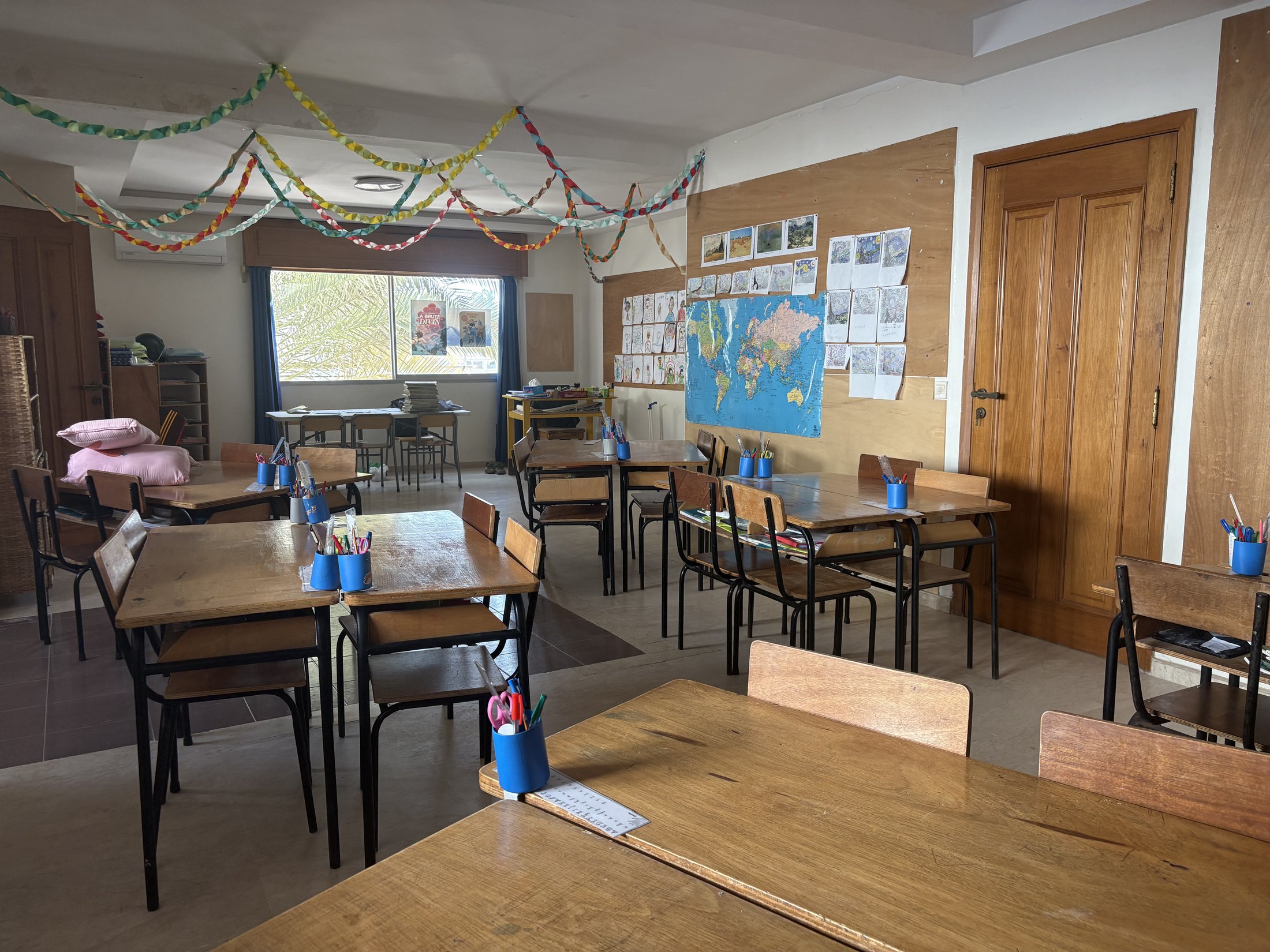 Élèves en classe, projet chant à l'École Saint-Exupéry