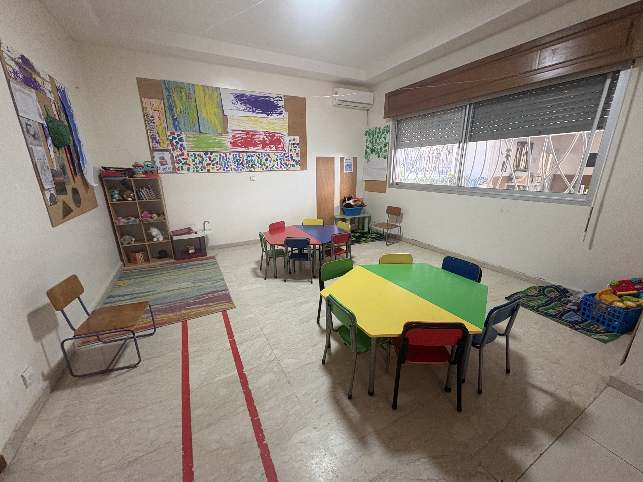 Salle de classe de maternelle, École Saint-Exupéry
